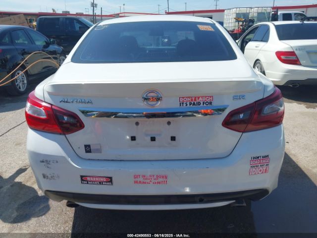 1N4AL3AP1HN310252 Nissan Altima