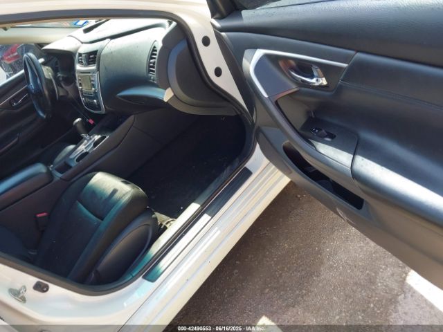 1N4AL3AP1HN310252 Nissan Altima