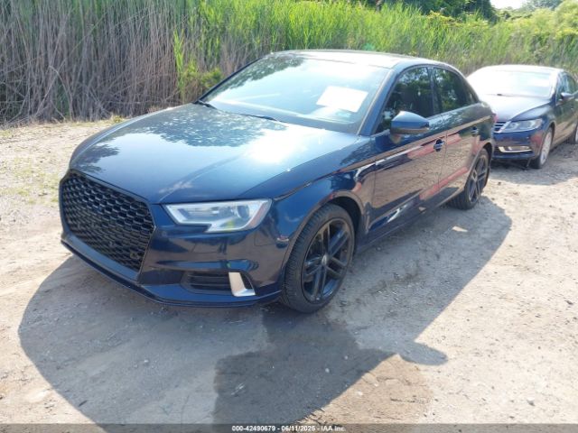 2018 AUDI A3 WAUAUGFF8J1004786 Photo 1