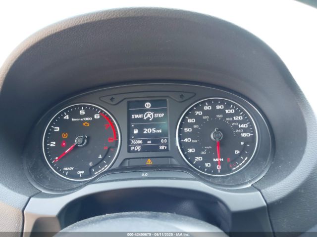 2018 AUDI A3 WAUAUGFF8J1004786 Photo 6