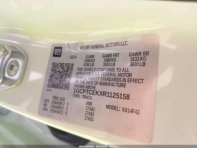 1GCPTCEKXR1125158 Chevrolet l3b