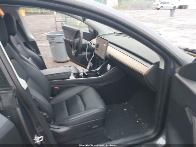 2020 TESLA MODEL Y 5YJYGDEE2LF048017 Photo 4