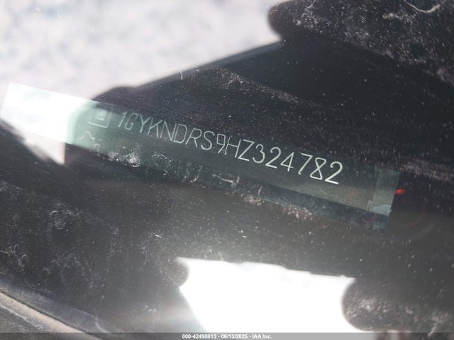 2017 CADILLAC XT5 1GYKNDRS9HZ324782 Photo 8