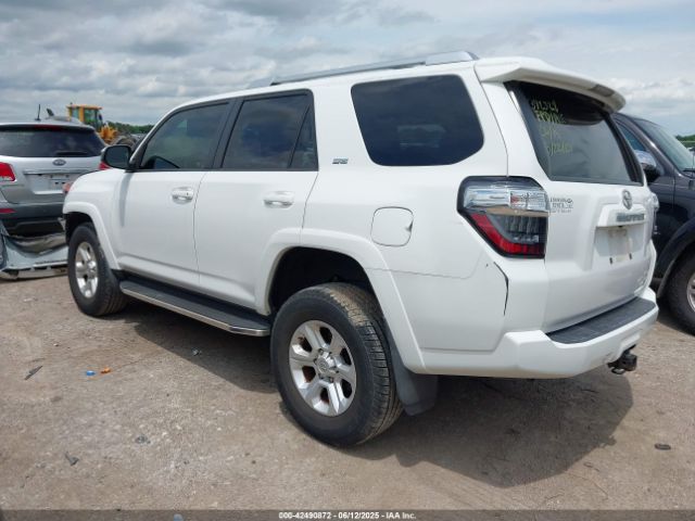 2015 TOYOTA 4RUNNER JTEBU5JR8F5259768 Photo 2