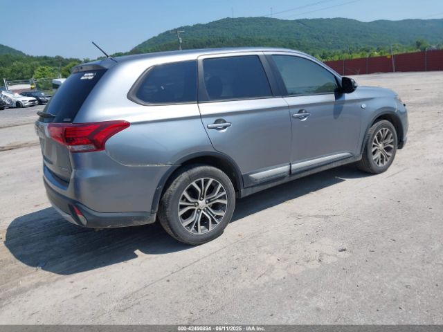2016 MITSUBISHI OUTLANDER JA4AZ3A38GZ002664 Photo 3