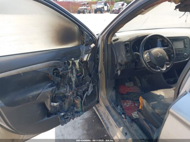 2016 MITSUBISHI OUTLANDER JA4AZ3A38GZ002664 Photo 5