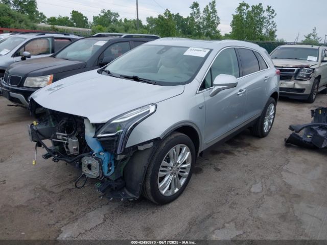 2019 CADILLAC XT5 1GYKNFRS6KZ245024 Photo 1