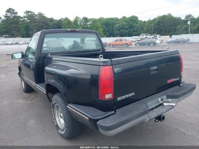 1997 GMC SIERRA 1500 1GTEC14R9VZ502715 Photo 2