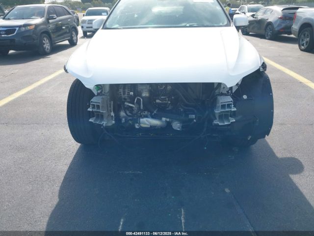 2019 VOLVO XC60 LYV102DL9KB298767 Photo 5
