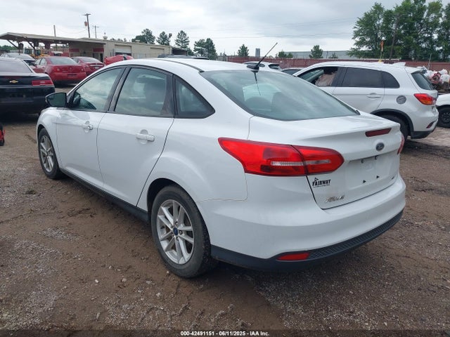 1FADP3F24HL204937 Ford FOCUS SE