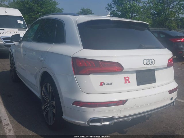2018 AUDI SQ5 WA1A4AFYXJ2061822 Photo 2