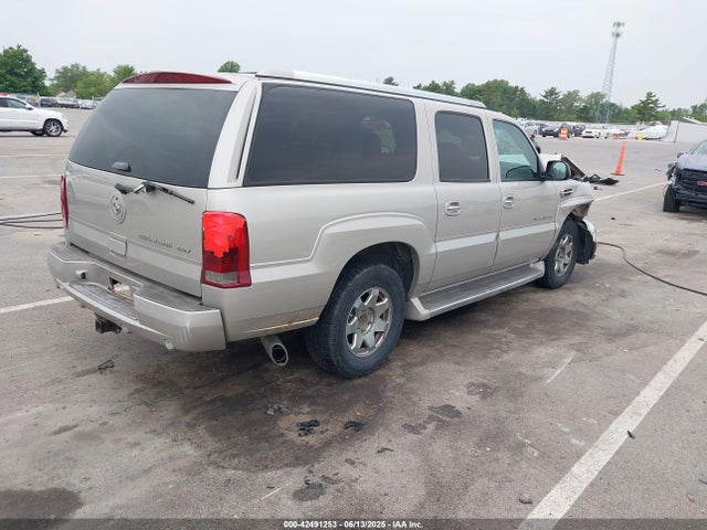 2006 CADILLAC ESCALADE ESV 3GYFK66N46G121509 Photo 3