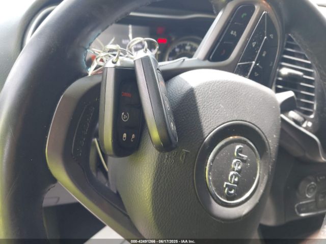 2020 JEEP CHEROKEE 1C4PJLLB2LD592959 Photo 10
