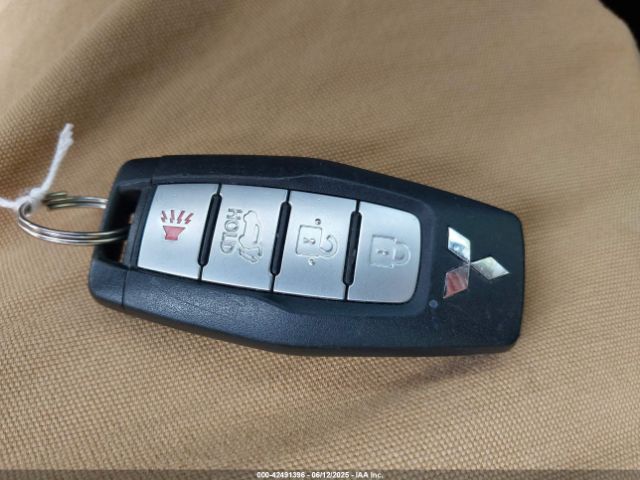 2022 MITSUBISHI OUTLANDER JA4J4UA8XNZ055167 Photo 10