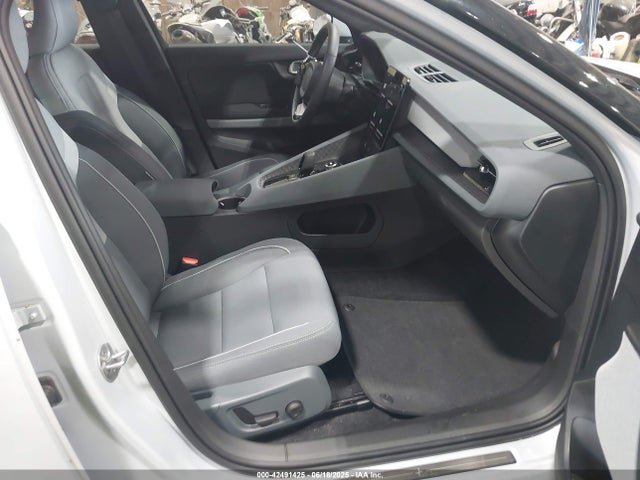 Polestar e400v26 2024 YSMFD3KA2RL235036 Image 5