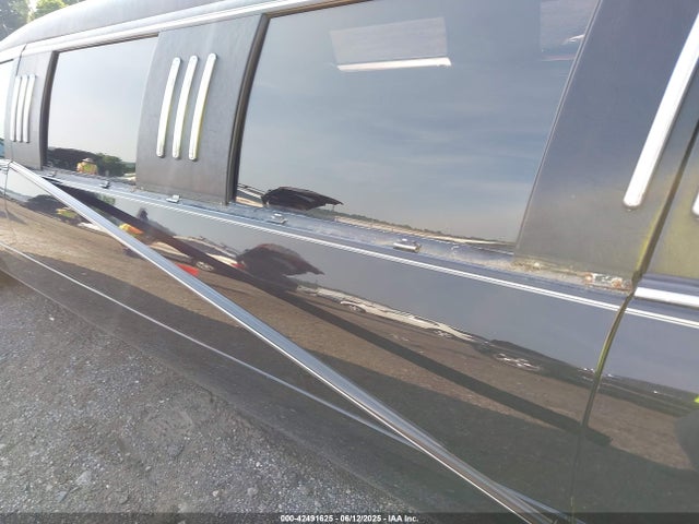 2004 CADILLAC DEVILLE 1GEEH90YX4U550031 Photo 5