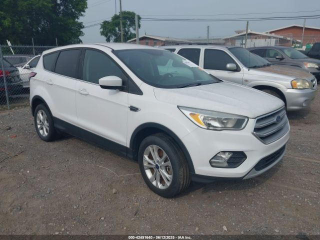2017 FORD ESCAPE 1FMCU9GD4HUC54096