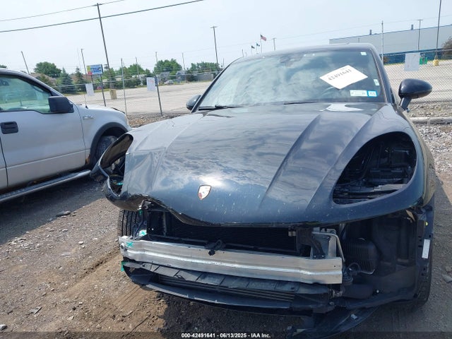 Porsche Macan 2020 WP1AA2A51LLB10709 Image 12