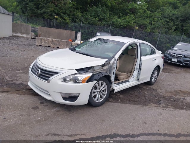 Nissan Altima 2014 1N4AL3AP0EC175515 Image 2