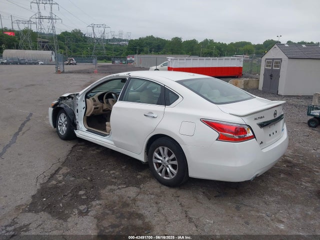 Nissan Altima 2014 1N4AL3AP0EC175515 Image 3