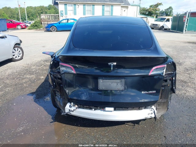 2023 TESLA MODEL Y 7SAYGDEF2PF615943 Photo 5
