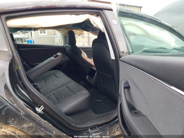 2024 TESLA MODEL 3 5YJ3E1EA3RF729159 Photo 7