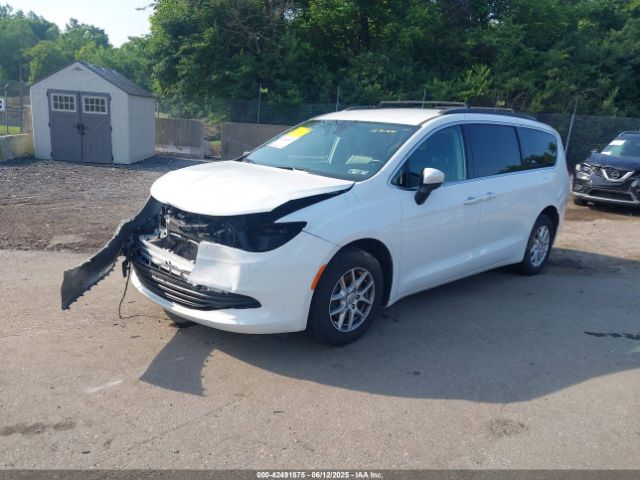 2020 CHRYSLER VOYAGER 2C4RC1DG5LR157156 Photo 1
