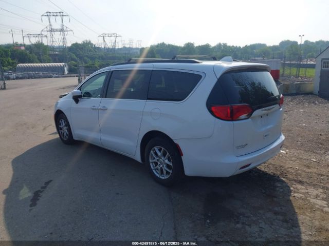 2020 CHRYSLER VOYAGER 2C4RC1DG5LR157156 Photo 2