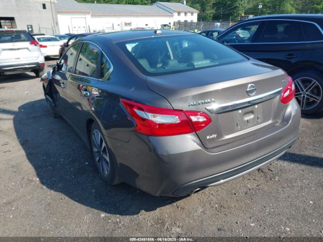 2017 NISSAN ALTIMA 1N4AL3AP6HC152731 Photo 2