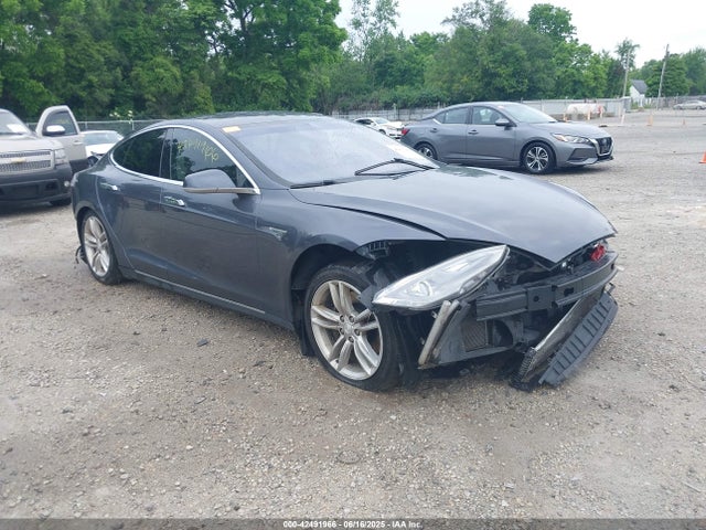 2014 TESLA MODEL S 5YJSA1H17EFP62243 Photo 0