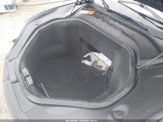 2014 TESLA MODEL S 5YJSA1H17EFP62243 Photo 9