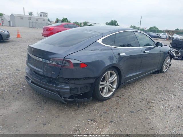 2014 TESLA MODEL S 5YJSA1H17EFP62243 Photo 3