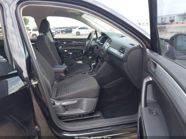 2022 VOLKSWAGEN TIGUAN 3VV0B7AX7NM137070 Photo 4