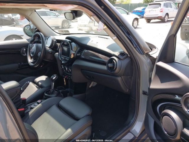 2019 MINI HARDTOP WMWXU3C57K2H54547 Photo 4