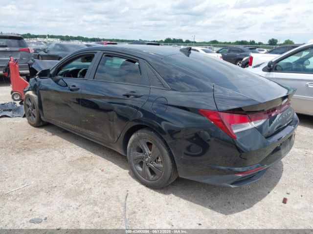 2022 HYUNDAI ELANTRA KMHLM4AG4NU225358 Photo 2