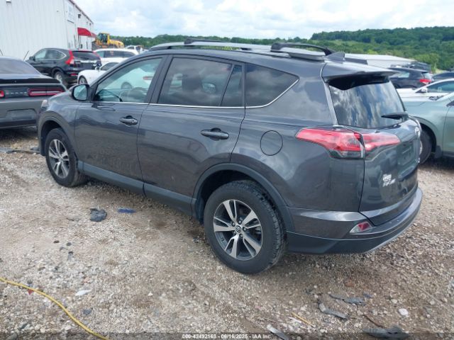 2017 TOYOTA RAV4 2T3WFREV0HW386606 Photo 2