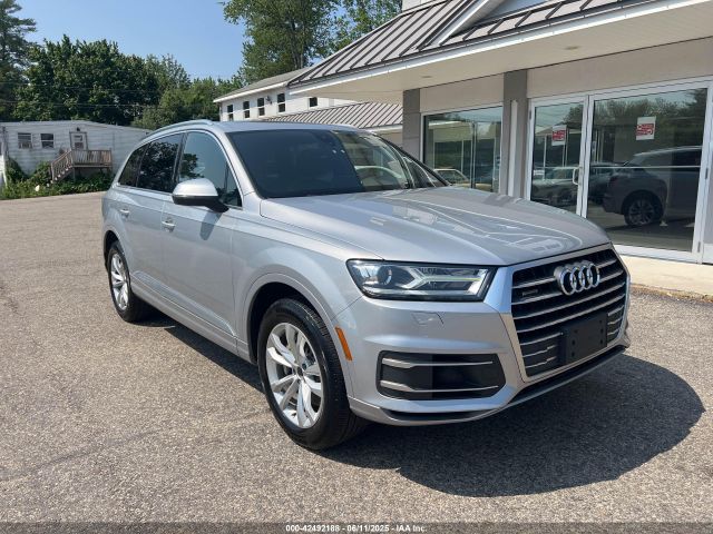 2017 AUDI Q7 WA1AAAF76HD027780