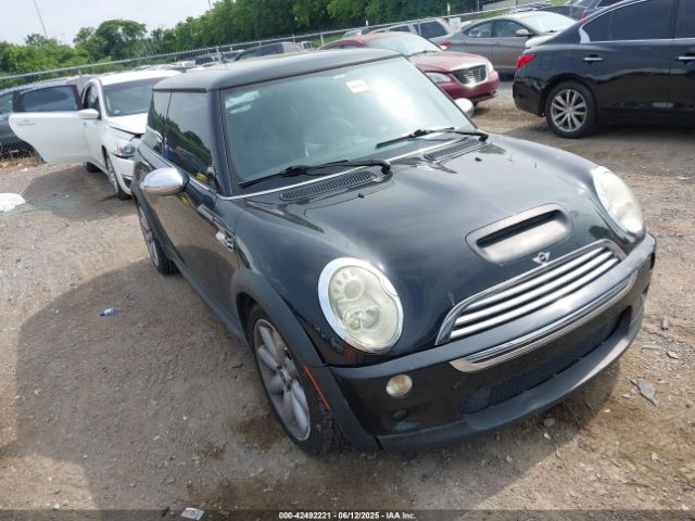 2005 MINI COOPER S WMWRE33475TD92196 Photo 0