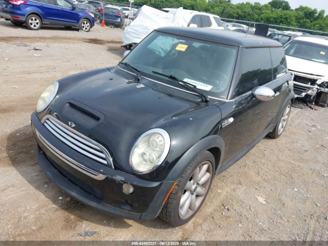 2005 MINI COOPER S WMWRE33475TD92196 Photo 1