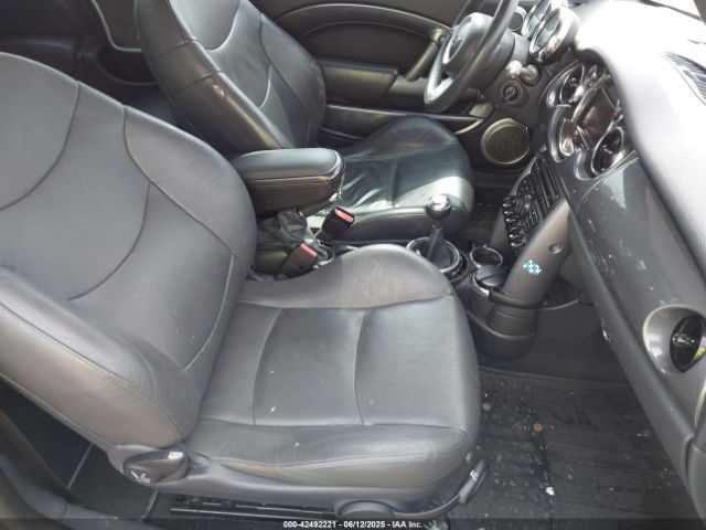 2005 MINI COOPER S WMWRE33475TD92196 Photo 4