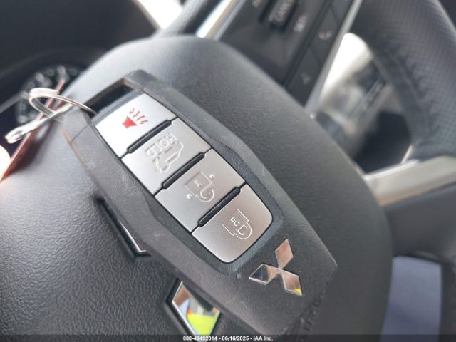 2024 MITSUBISHI OUTLANDER JA4J3WA85RZ024168 Photo 10