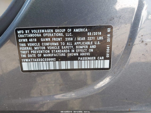 1VWAT7A3XGC038662 Volkswagen 2016