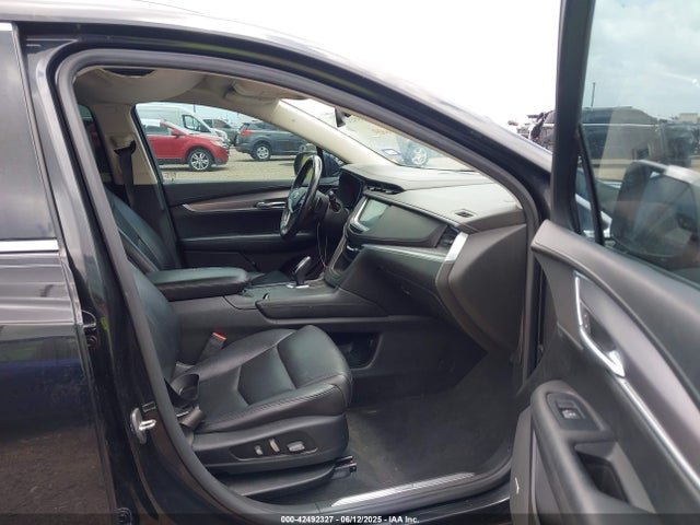 2019 CADILLAC XT5 1GYKNCRS8KZ108715 Photo 4