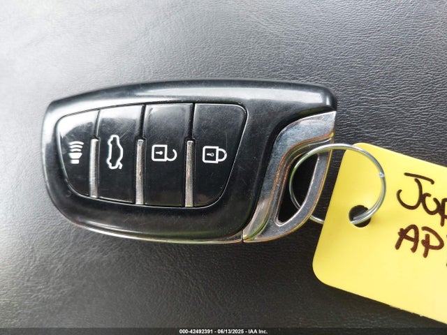 Chrysler 200 2015 1C3CCCAB5FN538120 Image 11