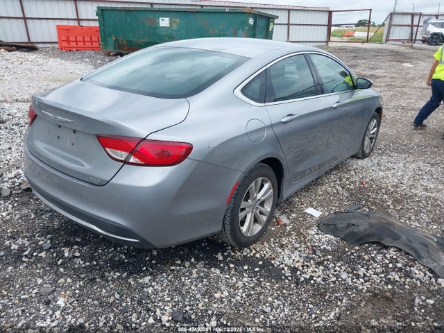 Chrysler 200 2015 1C3CCCAB5FN538120 Image 4