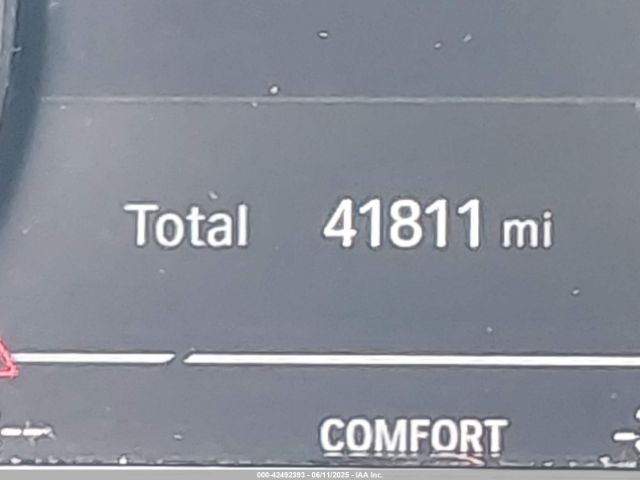3MW5R1J04M8B69253 BMW 330I