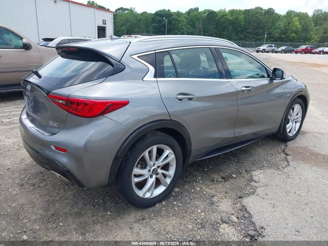 Infiniti Qx30 Luxe 2018 SJKCH5CP2JA004555 Image 4