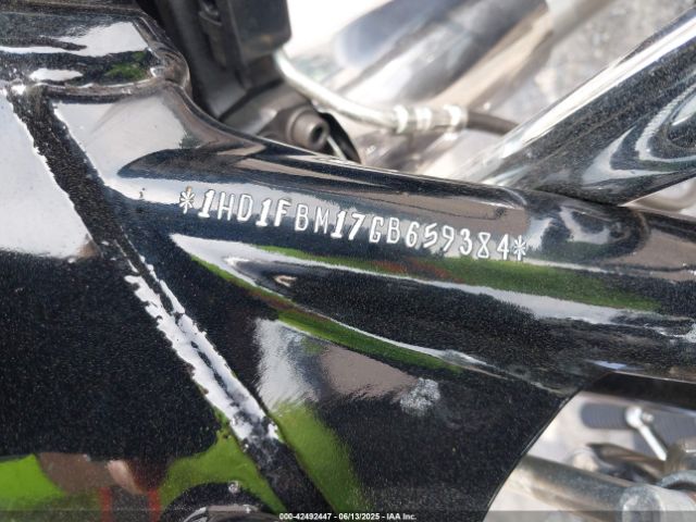 2016 HARLEY-DAVIDSON FLHR 1HD1FBM17GB659384 Photo 9