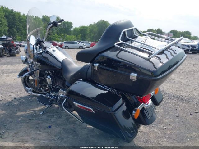 2016 HARLEY-DAVIDSON FLHR 1HD1FBM17GB659384 Photo 2