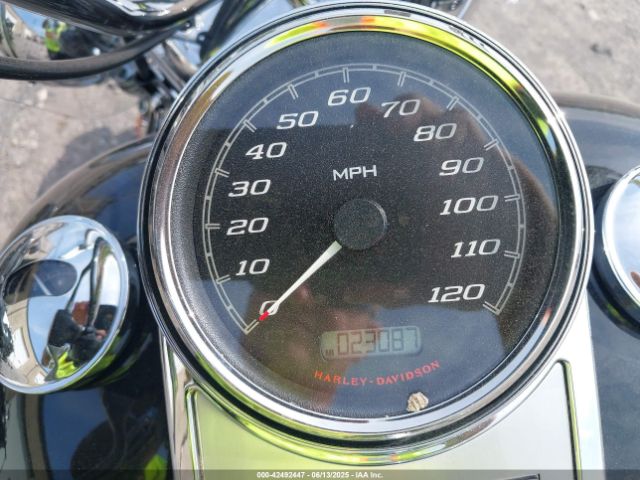 2016 HARLEY-DAVIDSON FLHR 1HD1FBM17GB659384 Photo 6